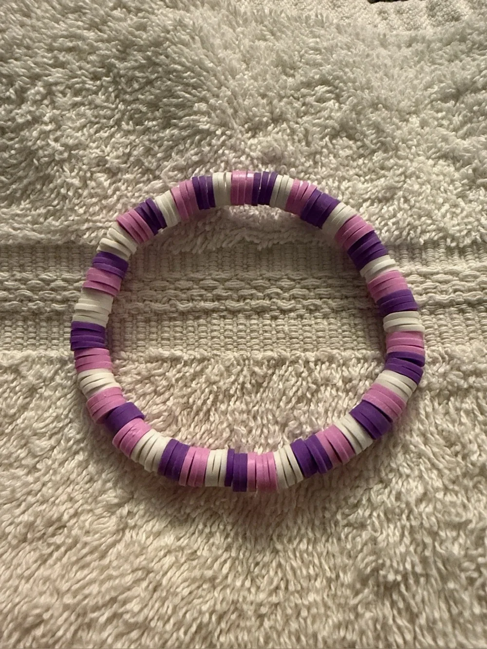 Kids Purple & White Bead Stretch Bracelet